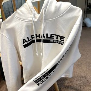 Alphalete Sweater, like new condition. Only worn a few times and was hand washed